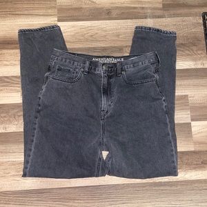 American eagle mom jean
